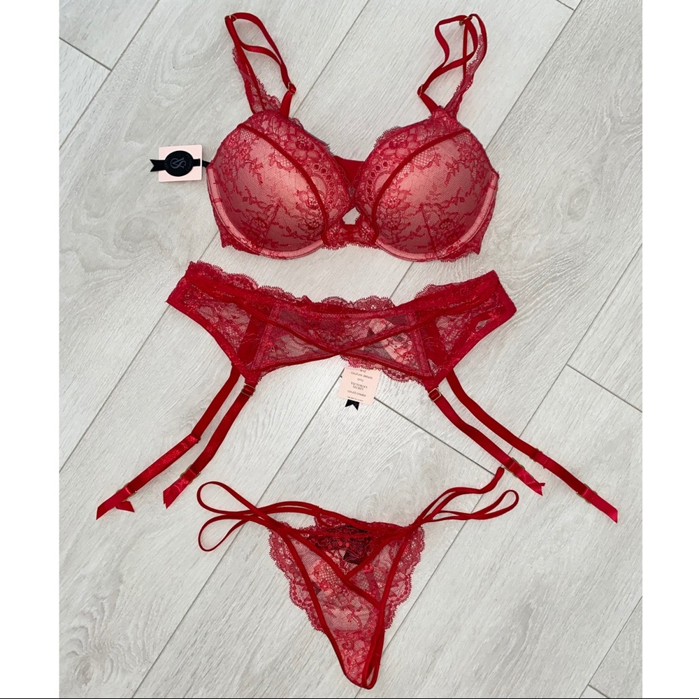Victoria’s Secret Very Sexy DesignerCollection Set